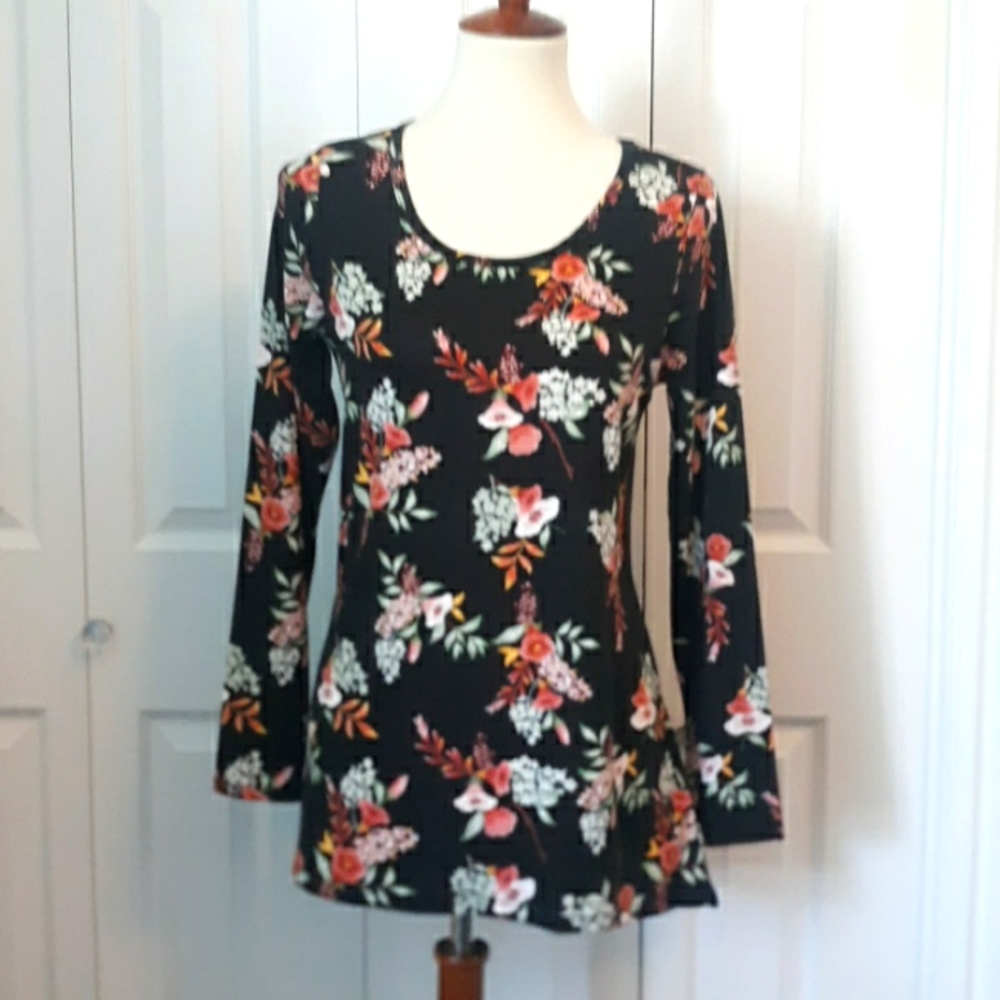 LLR Lynnae Top
